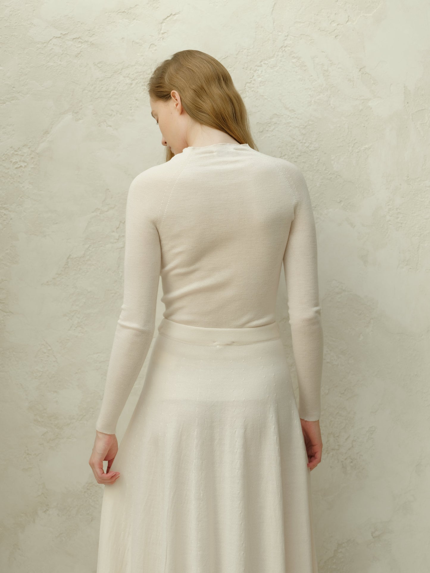Extra Fine Merino Ribbed Crewneck