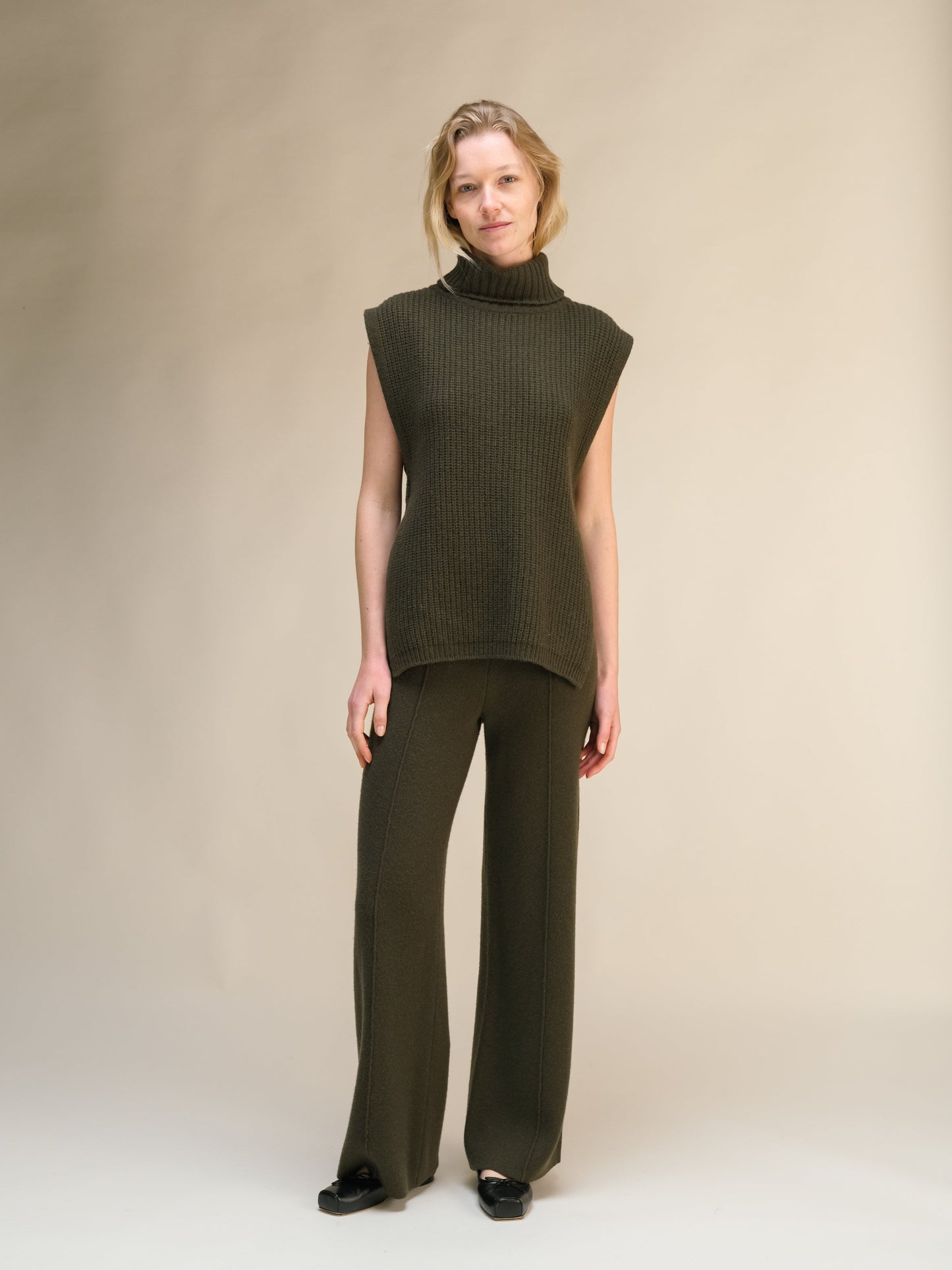 Cashmere Mix Wide-Leg Trousers